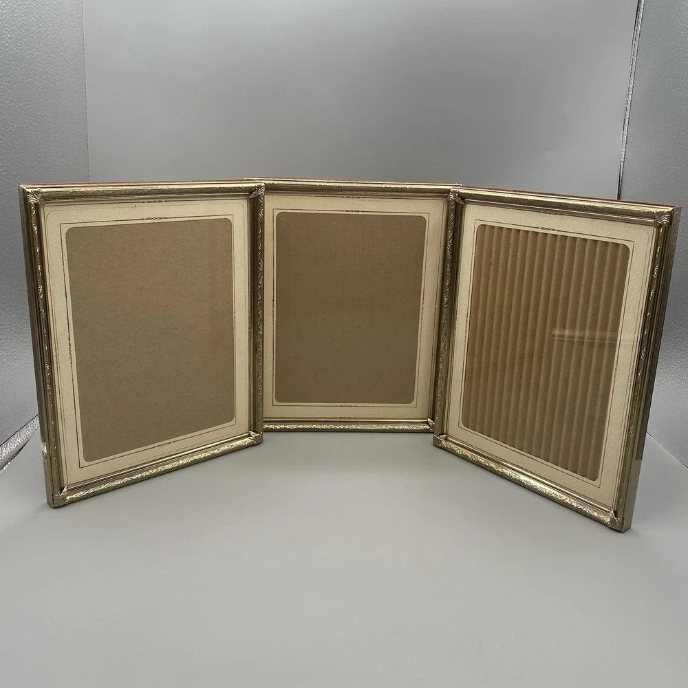 Mid Century Brass Tri-Fold Hinged Frame 8 X 10 Ornate Fold Flat Hinges Etched
